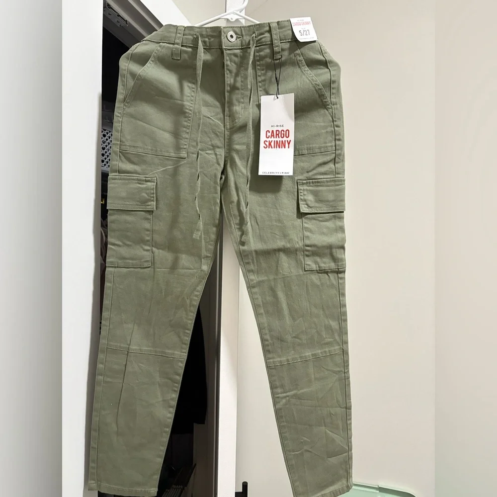 Celebrity Pink High-Rise Skinny Cargo Pants, NWT - Picture 1 of 4